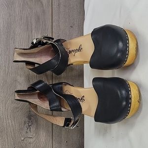 Free People Women's Black Leather Ankle Strap Clog Heels Size 37 US 7